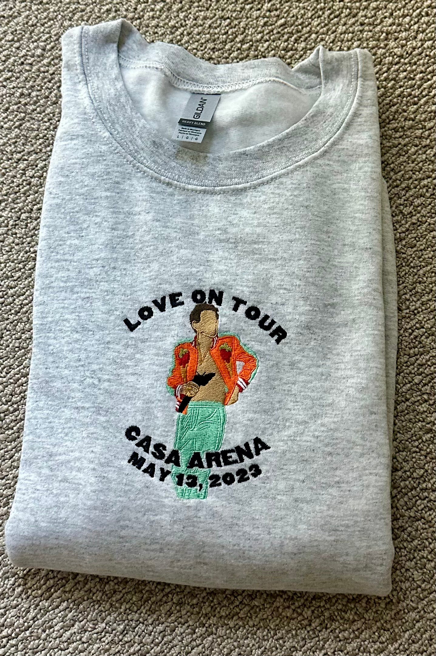 LOVE ON TOUR CREW - We Made Too Much