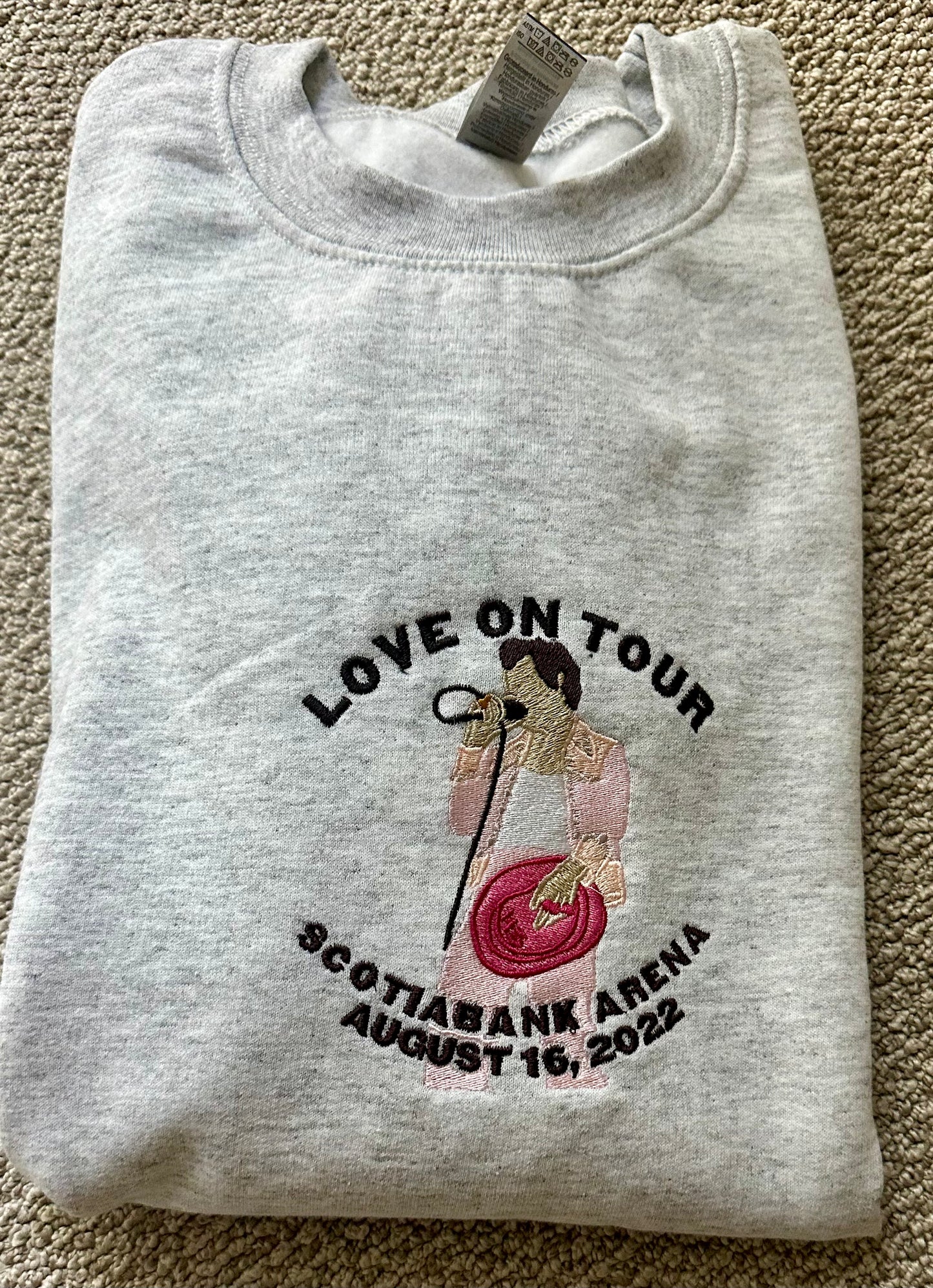 LOVE ON TOUR CREW - We Made Too Much