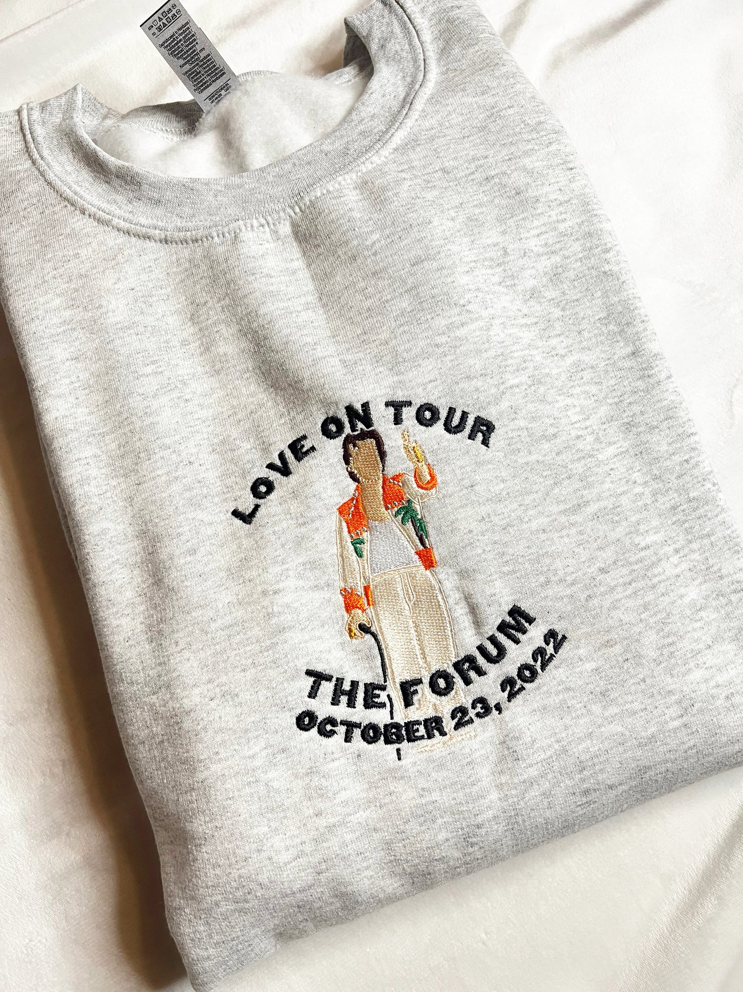 LOVE ON TOUR CREW - We Made Too Much